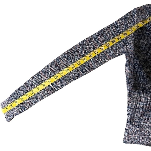 EUC American Eagle short button cardigan, pink and blue knit, size small. - Picture 6 of 9